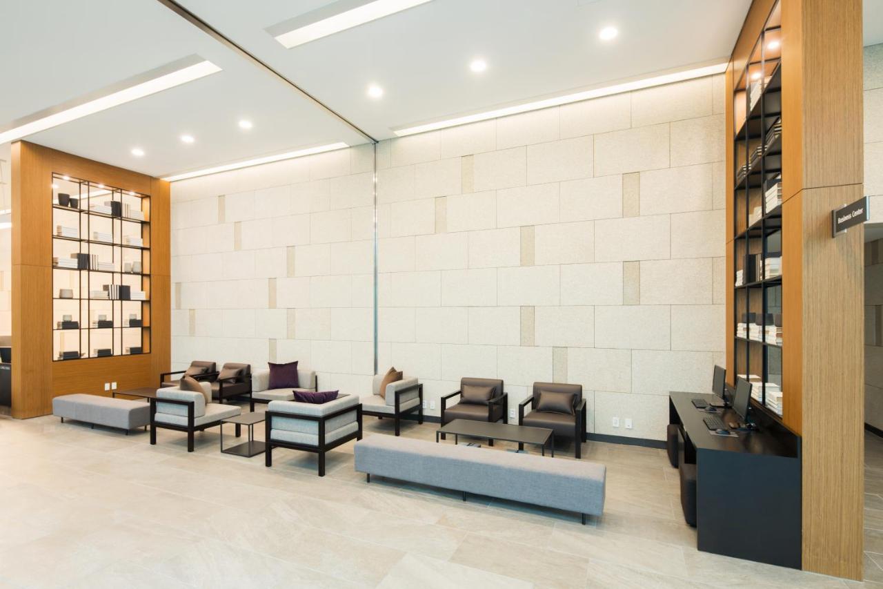 Hotel Orakai Cheonggyesan Hotel, Bw Premier Collection Seul