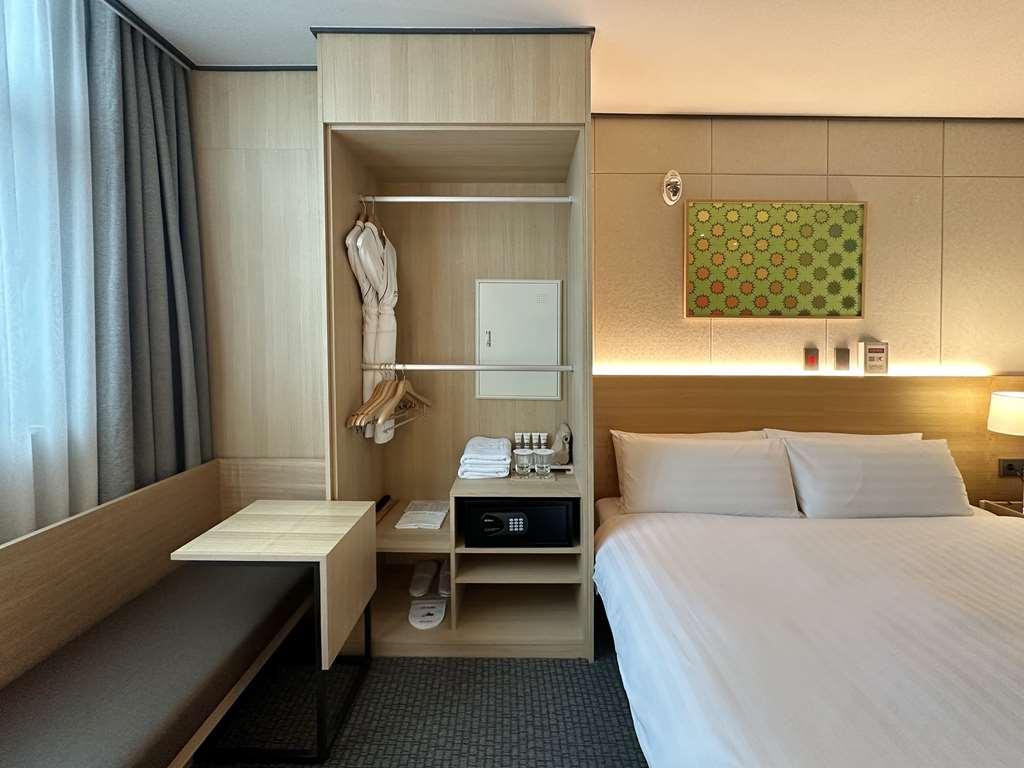 Orakai Cheonggyesan Hotel, Bw Premier Collection Hotel Seul