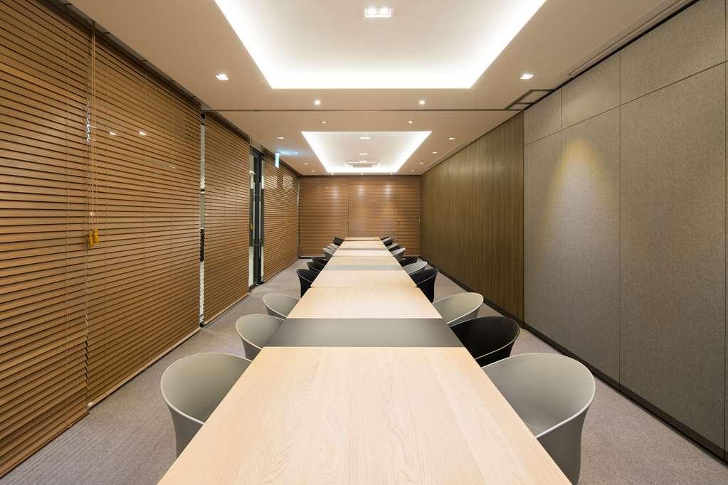 Orakai Cheonggyesan Hotel, Bw Premier Collection 4* Seul