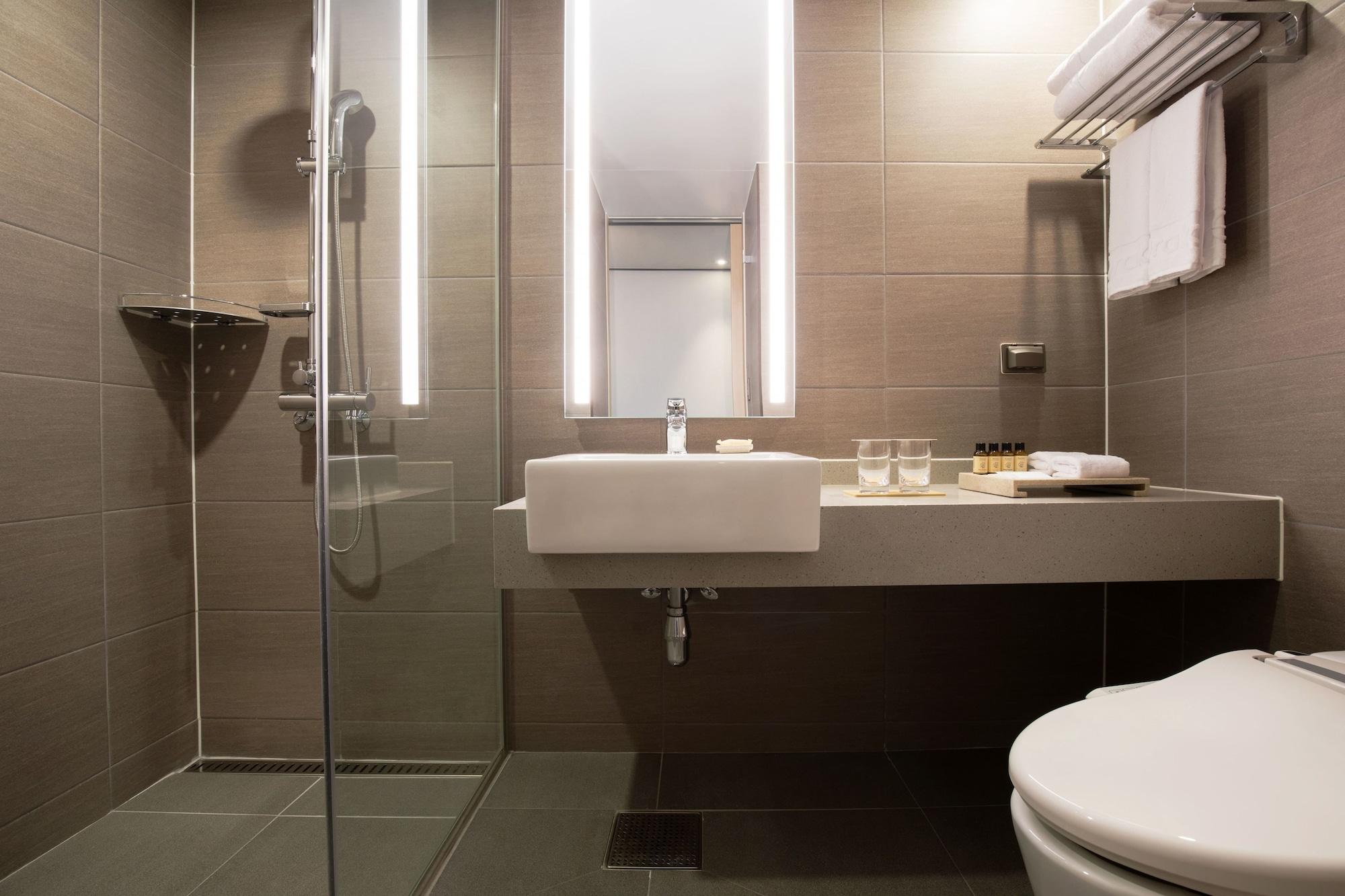 Orakai Cheonggyesan Hotel, Bw Premier Collection Seul