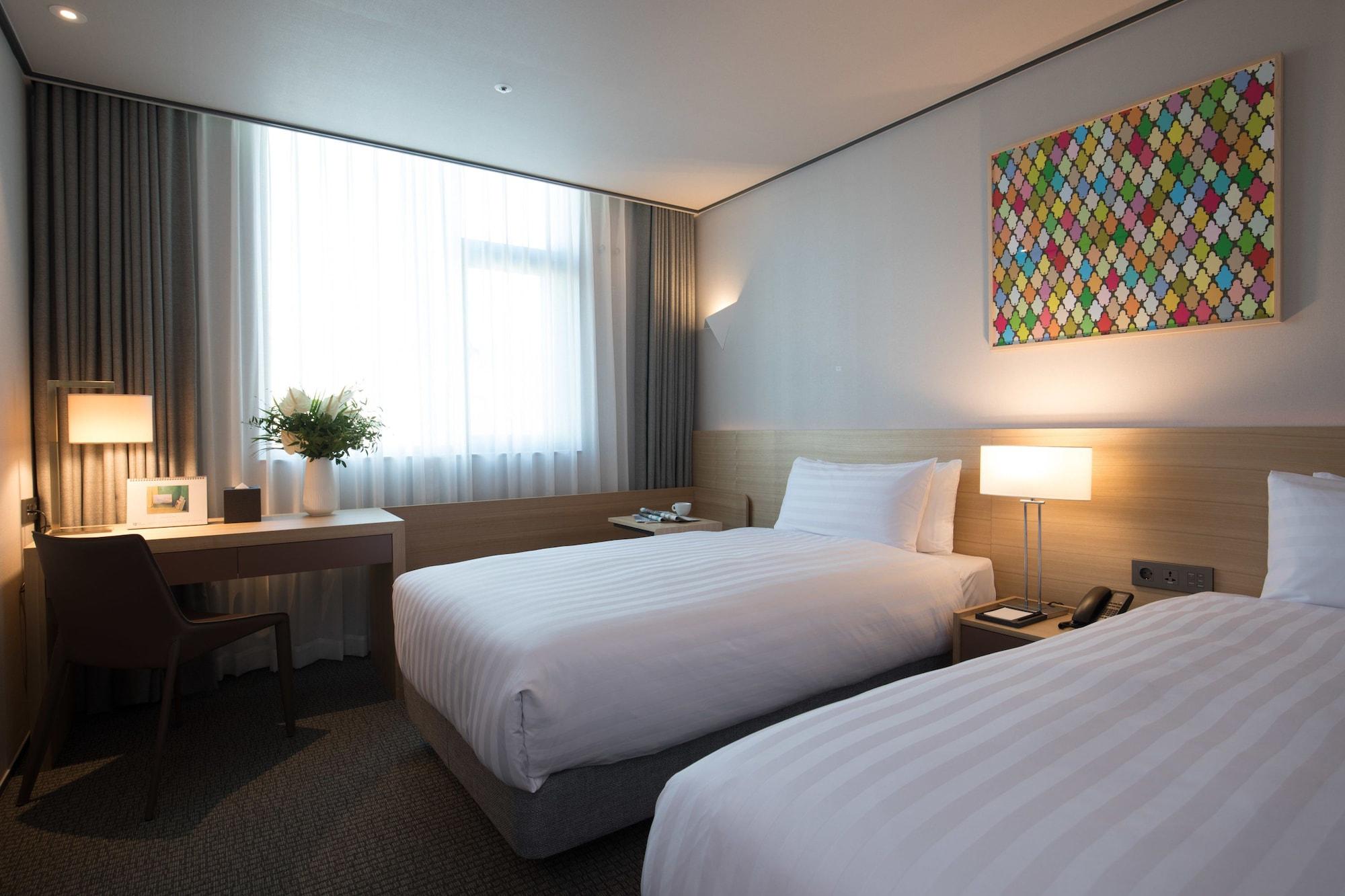 Orakai Cheonggyesan Hotel, Bw Premier Collection Hotel Seul